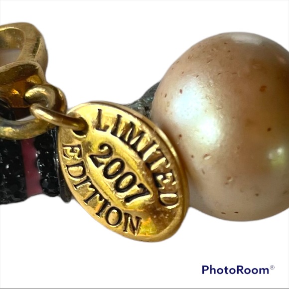 Juicy Couture Pearl and crystal Snowman Charm Limited Edition 2007 - Picture 5 of 6